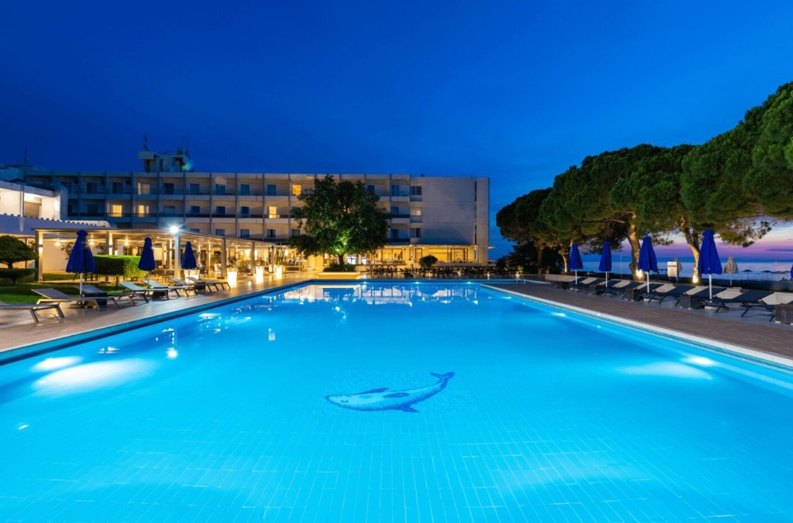 Καθαρά Δευτέρα στο Porto Rio Hotel 4* με το Ι.Χ. σας